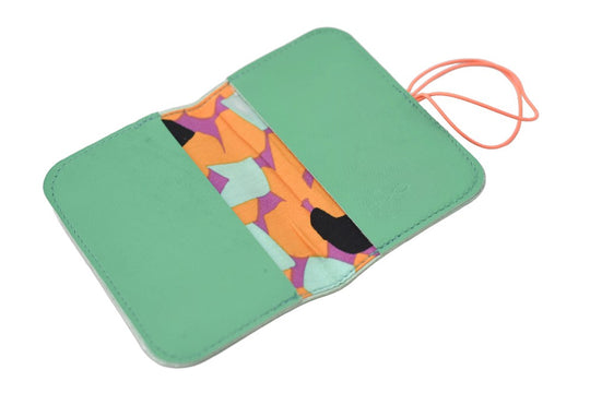 Porte-cartes en cuir en cuir artisanal fait main à Rennes - Photo 2