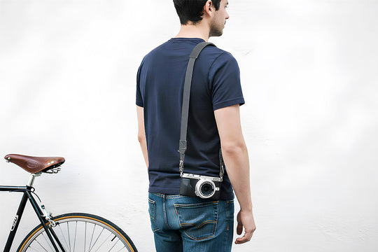 Sangle appareil photo fuji cuir bleu gris