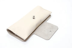 Etui à lunettes en cuir blanc