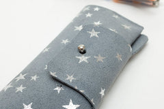 Etui à lunettes en cuir stars