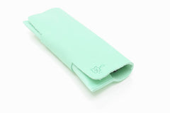 Etui à lunettes en cuir vert d'eau