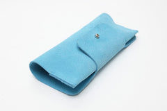Etui à lunettes en daim bleu