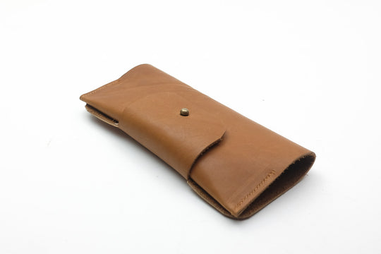 Poche à lunettes en cuir noir