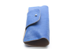 Etui de lunettes en cuir bleu