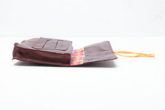 Pochette à tabac en cuir marron recyclé