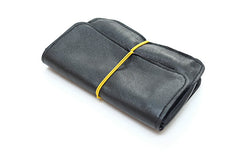 POCHETTE NOIRE À TABAC EN CUIR RECYCLÉ