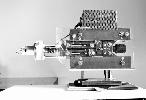 La presse à cuir, une machine à découper unique - CreationACC