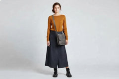 Grand Sac à Main en Cuir Gris - Pièce Unique d'Artisanat de Luxe à Rennes