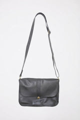 Sac à main artisanal en cuir noir haut de gamme confectionné à Rennes - Photo 14