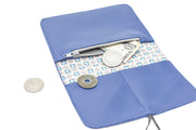 Pamilacan compact and flat wallet in genuine leather blue with matching elastic closure, made in Rennes.