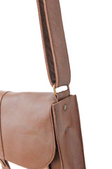 Petit sac bandoulière en cuir marron