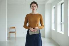 Porte-chéquier en cuir artisanal beige - CreationACC