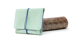 Grand porte-monnaie vert d’eau