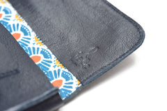 Petit porte-monnaie en cuir bleu foncé - Photo 2