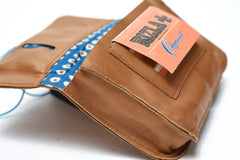 pochette à tabac à rouler en cuir recyclé de couleur camel - Photo 14