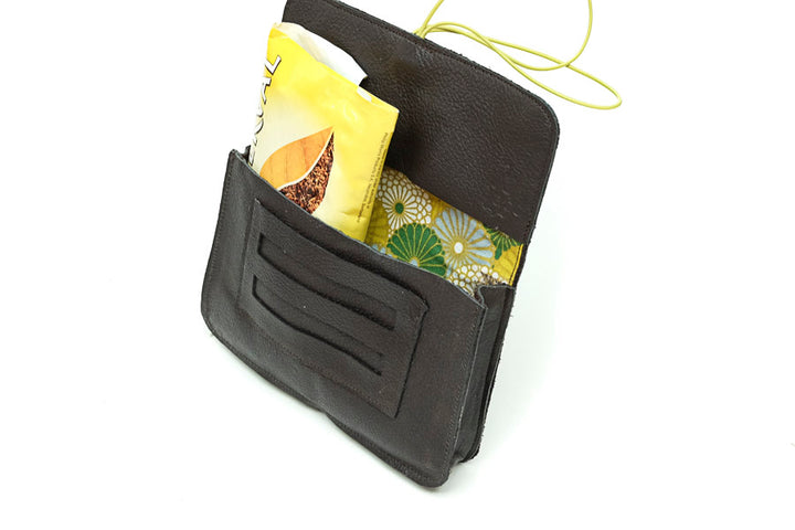 Blague à tabac en cuir noir