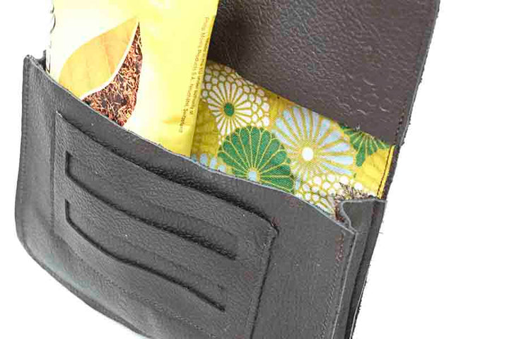 Blague à tabac en cuir noir