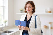 Porte-chequier en cuir bleu