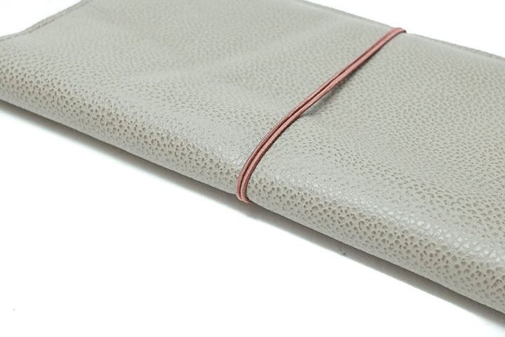 Porte-chéquier en cuir artisanal beige