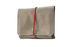 Handcrafted leather Large Beige Coin Purse in Supple Leather made in France - Detail 1