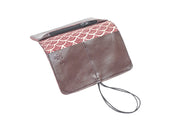 Pamilacan compact and flat wallet in genuine leather brown dark with matching elastic closure, made in Rennes.