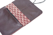 Pamilacan compact and flat wallet in genuine leather brown dark with matching elastic closure, made in Rennes.