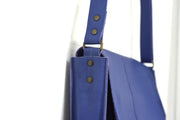 Handcrafted leather Small Upcycled Blue Leather Handbag made in France - Detail 5