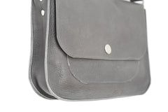 Handcrafted leather Small Black Upcycled Leather Handbag made in France - Detail 1