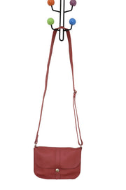 Handcrafted leather Small Red Upcycled Leather Handbag made in France - Detail 3