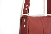 Handcrafted leather Small Red Upcycled Leather Handbag made in France - Detail 5