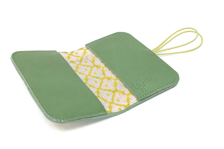 Handmade leather cardholder