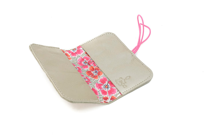 Porte cartes en cuir