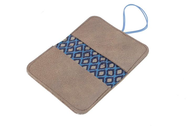 Porte cartes en cuir