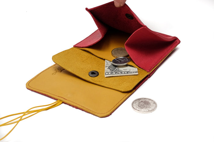 Grand porte-monnaie en cuir rouge