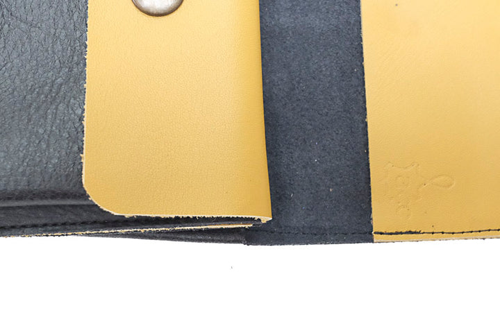 Large porte-monnaie en cuir noir