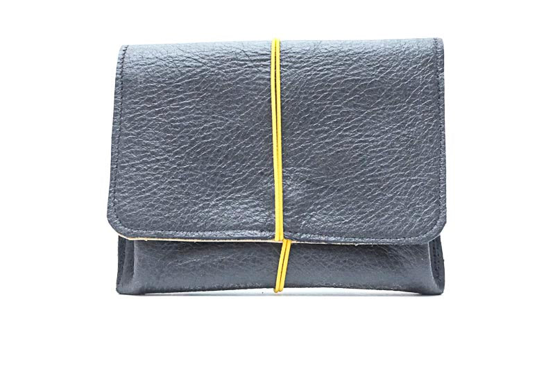 Large porte-monnaie en cuir noir