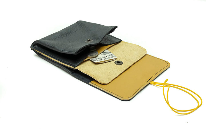 Large porte-monnaie en cuir noir