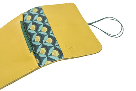 portefeuille jaune