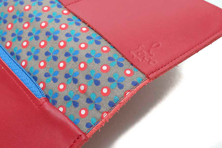 Wallet leather red