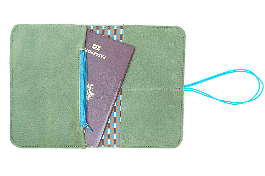 Flat leather green wallet