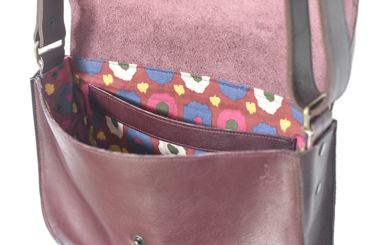 leather handbag Wine-colored color