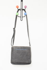 Grand Sac à Main en Cuir Gris - Pièce Unique d'Artisanat de Luxe à Rennes