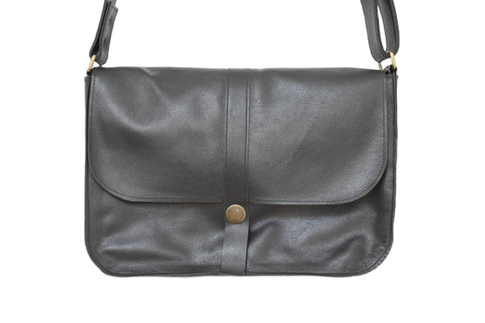 Handmade leather crafts in Rennes