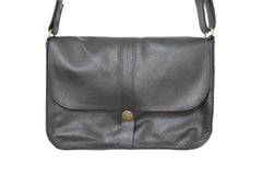 Petit sac à main en cuir noir upcycling | Création artisanale à Rennes