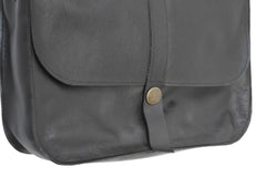 Petit sac à main en cuir noir upcycling | Création artisanale à Rennes