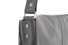 Petit sac à main en cuir noir upcycling | Création artisanale à Rennes