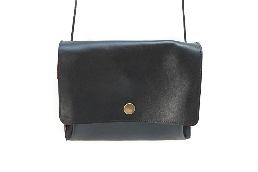 Small crossbody handbag leather black