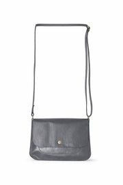 Sac à main noir en cuir souple à porter à l’épaule