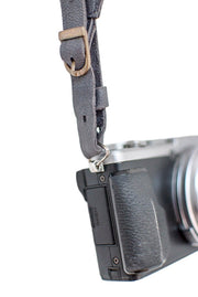 Sangle appareil photo fuji cuir bleu gris