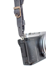 Sangle appareil photo fuji cuir bleu gris